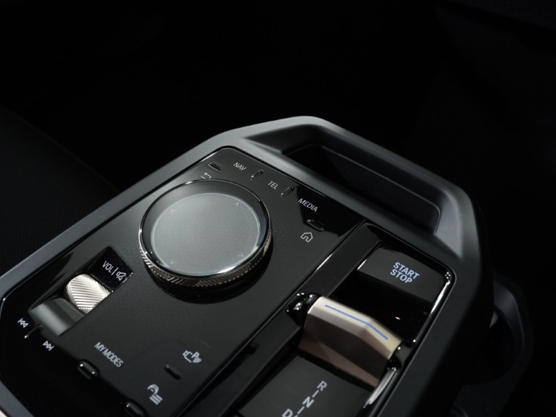 2024 (24) BMW iX 455kW M60 111.5kWh 5dr Auto 3291539