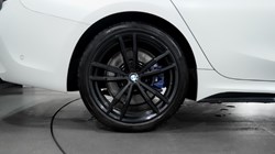 2019 (19) BMW 3 SERIES 320d xDrive M Sport 4dr Step Auto 3030908