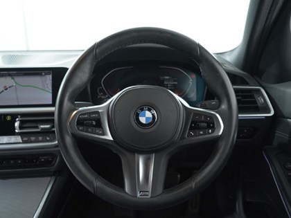 2021 (21) BMW 3 SERIES 318i M Sport 4dr Step Auto