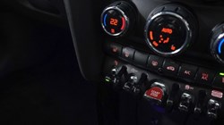 2019 (68) MINI HATCHBACK 2.0 Cooper S Sport II 3dr Auto [Comfort Plus/Nav Pack] 3046281