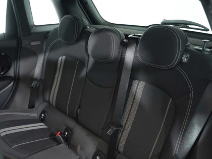 2021 (21) MINI HATCHBACK 2.0 Cooper S Sport II 5dr [Comfort Pack]