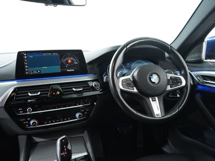 2019 (19) BMW 5 SERIES 520d M Sport 5dr Auto