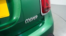 2022 (22) MINI HATCHBACK 1.5 Cooper Exclusive 5dr Auto [Comfort Plus Pack] 3050420