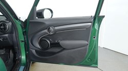 2022 (22) MINI HATCHBACK 1.5 Cooper Exclusive 5dr Auto [Comfort Plus Pack] 3050415