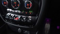 2019 (19) MINI CLUBMAN 2.0 Cooper S Sport 6dr Auto [Comfort Plus/Nav PLUS Pack] 3054768