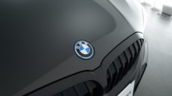2021 (71) BMW 3 SERIES 330e M Sport Pro Edition 4dr Step Auto 3093291