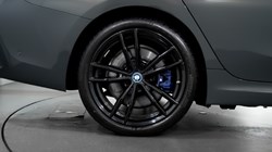 2021 (71) BMW 3 SERIES 330e M Sport Pro Edition 4dr Step Auto 3093288
