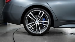 2018 (68) BMW 3 SERIES 335d xDrive M Sport Shadow Edition 5dr Step Auto 3083470