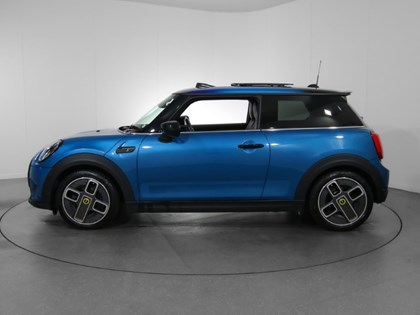 2021 (71) MINI HATCHBACK 135kW Cooper S Collection Edition 33kWh 3dr Auto