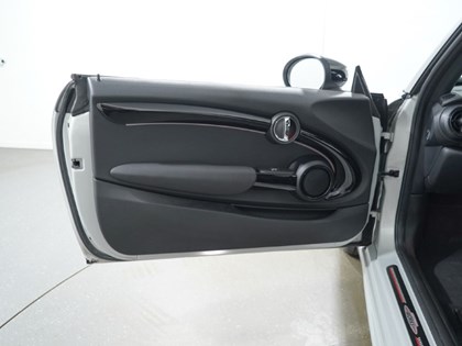 2022 (22) MINI HATCHBACK 1.5 Cooper Sport 3dr Auto [Comfort/Nav Plus Pack]