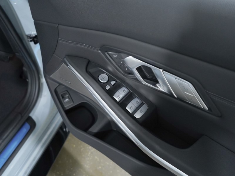 2024 (24) BMW M3 xDrive Competition M 4dr Step Auto 3288501