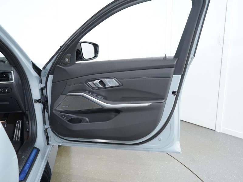 2024 (24) BMW M3 xDrive Competition M 4dr Step Auto 3288504