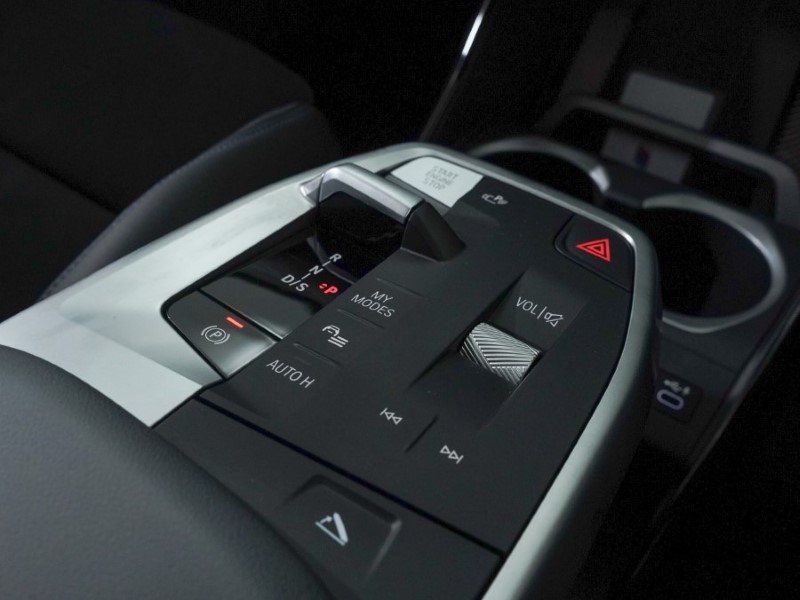 2024 (24) BMW X1 sDrive 20i MHT M Sport 5dr Step Auto 3359309