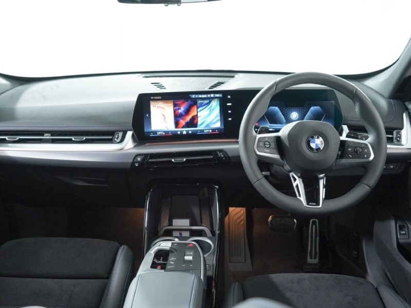 2024 (24) BMW X1 sDrive 20i MHT M Sport 5dr Step Auto 3359301