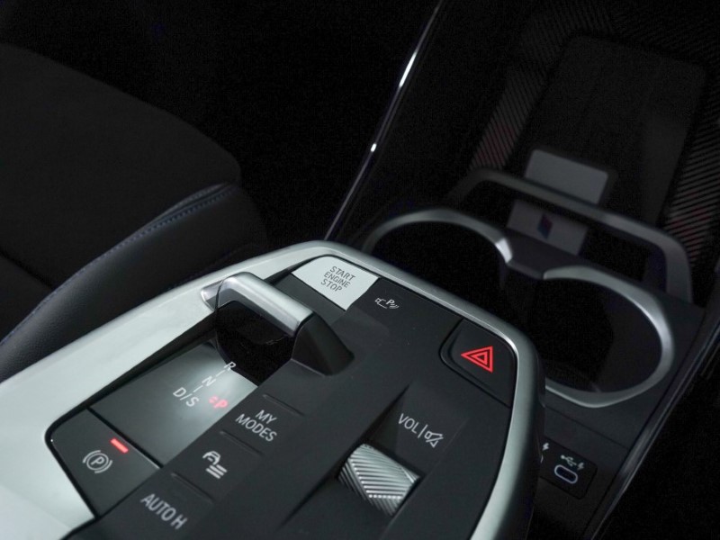 2024 (24) BMW X1 sDrive 20i MHT M Sport 5dr Step Auto 3359308