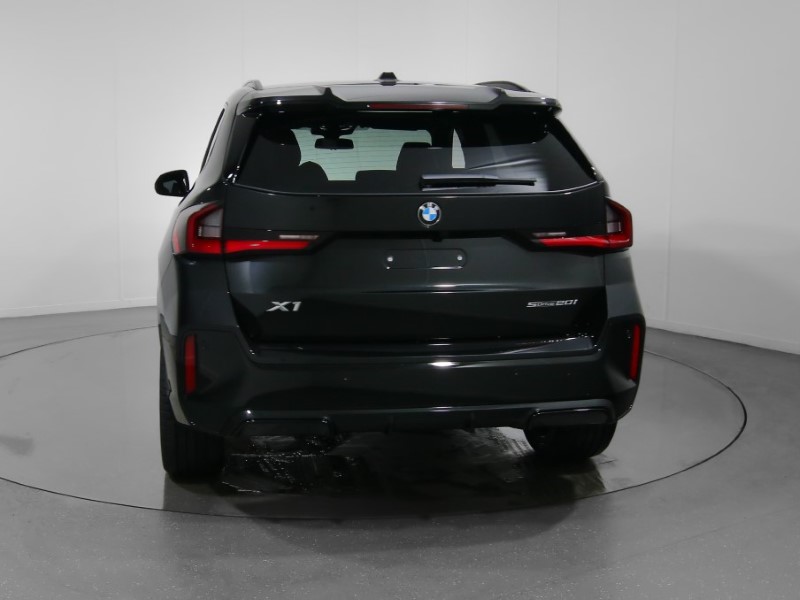 2024 (24) BMW X1 sDrive 20i MHT M Sport 5dr Step Auto 3359423