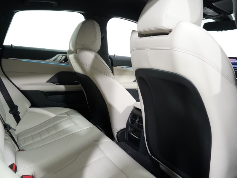 2022 (72) BMW I4 250kW eDrive40 M Sport 83.9kWh 5dr Auto 3324320