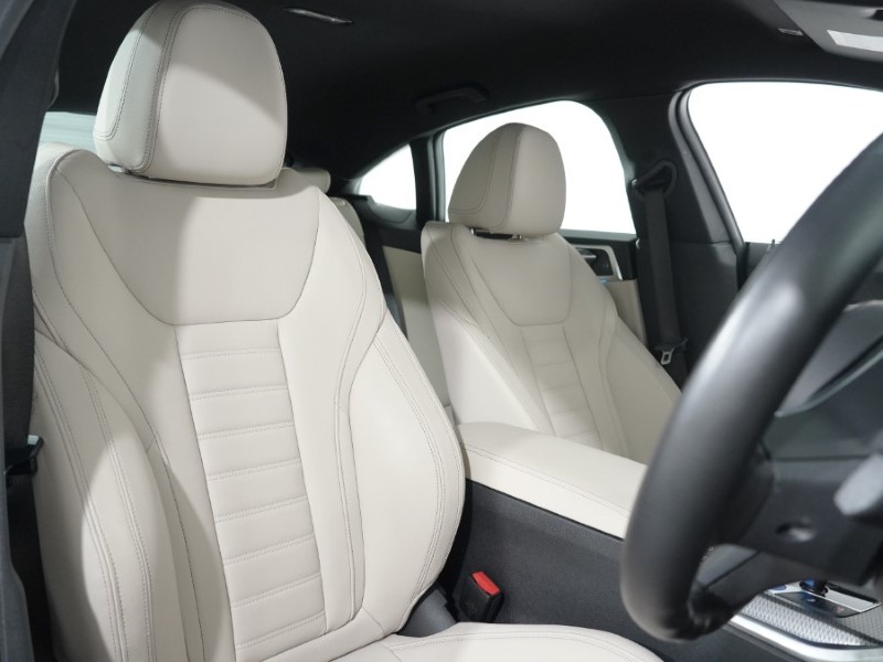 2022 (72) BMW I4 250kW eDrive40 M Sport 83.9kWh 5dr Auto 3324326