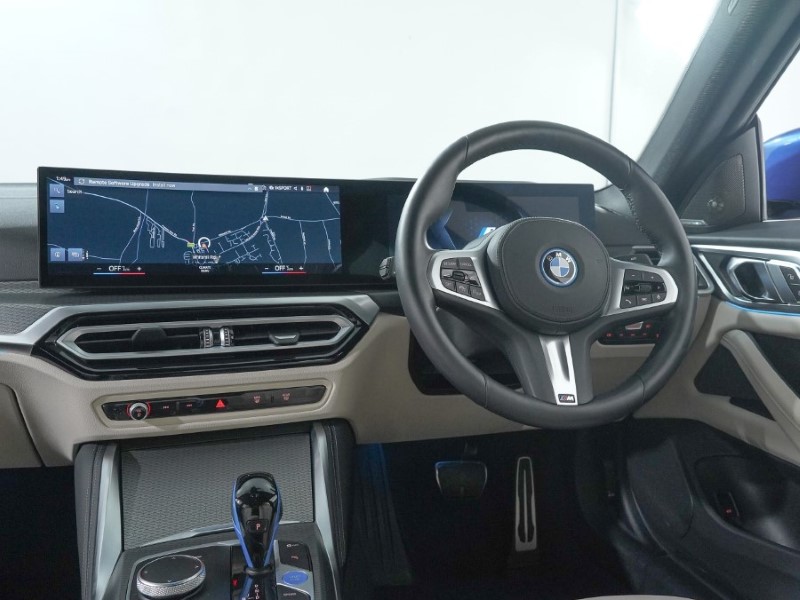 2022 (72) BMW I4 250kW eDrive40 M Sport 83.9kWh 5dr Auto 3324338