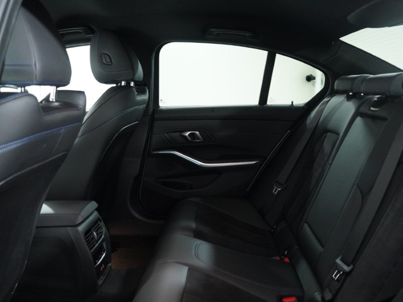 2024 (73) BMW 3 SERIES 320i M Sport 4dr Step Auto 4894660