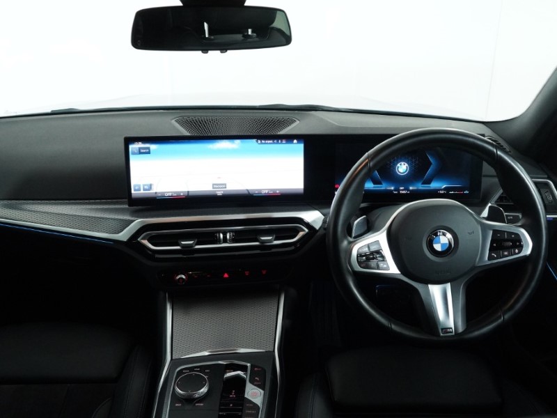 2024 (73) BMW 3 SERIES 320i M Sport 4dr Step Auto 4894657