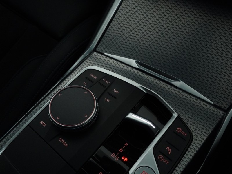 2024 (73) BMW 3 SERIES 320i M Sport 4dr Step Auto 4894678