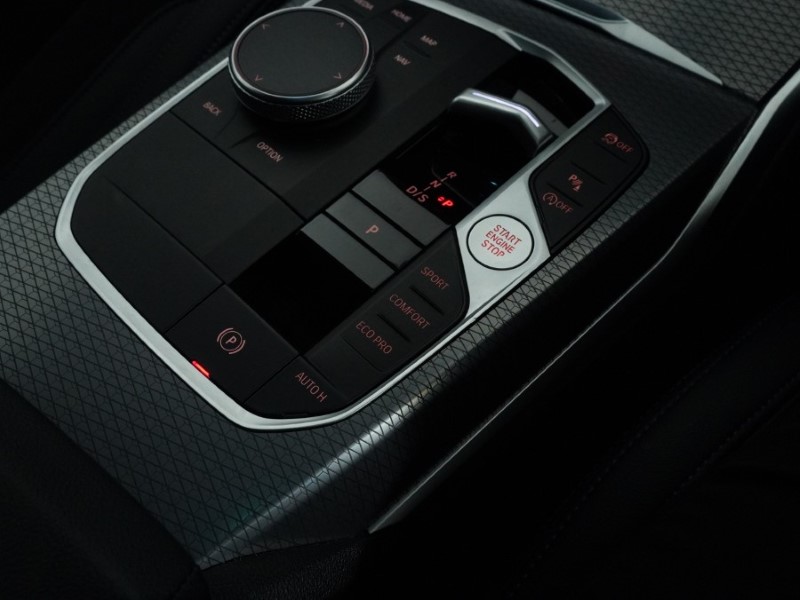 2024 (73) BMW 3 SERIES 320i M Sport 4dr Step Auto 4894681