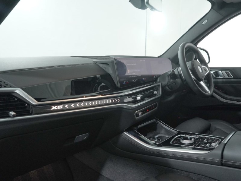 2024 (24) BMW X5 xDrive50e M Sport 5dr Auto 3686928