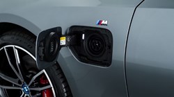 2024 (73) BMW 3 SERIES 330e M Sport 4dr Step Auto 3407682