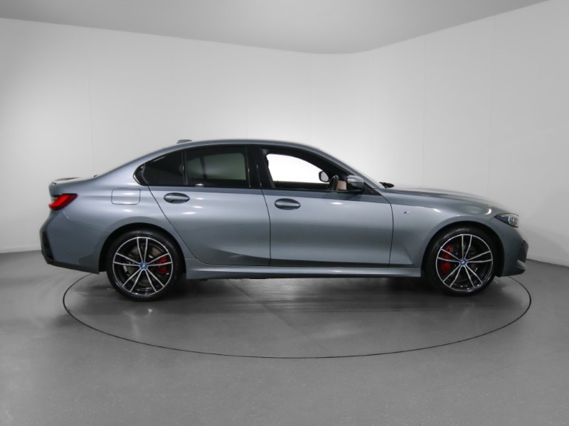 2024 (73) BMW 3 SERIES 330e M Sport 4dr Step Auto 3407723