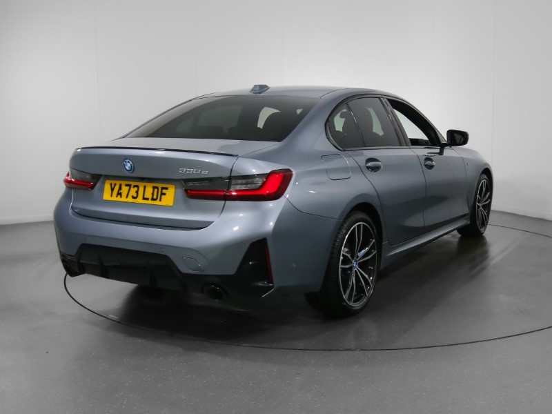 2024 (73) BMW 3 SERIES 330e M Sport 4dr Step Auto 3407722