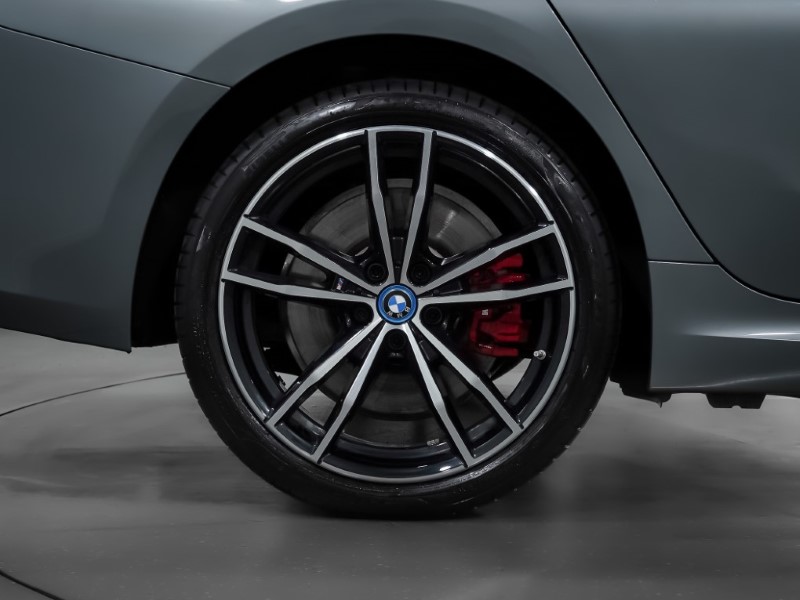 2024 (73) BMW 3 SERIES 330e M Sport 4dr Step Auto 3407676