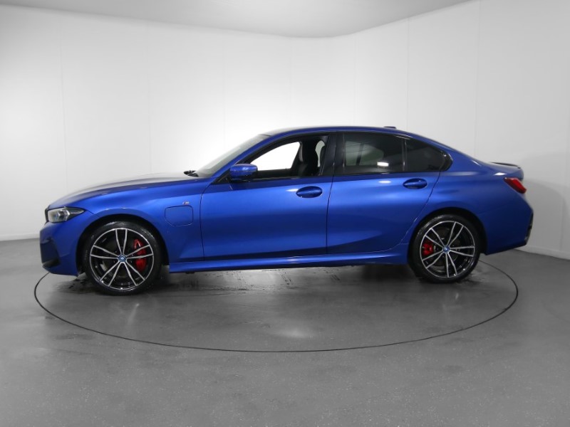 2024 (73) BMW 3 SERIES 330e M Sport 4dr Step Auto 3422654