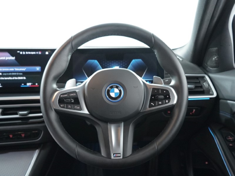 2024 (73) BMW 3 SERIES 330e M Sport 4dr Step Auto 3422631