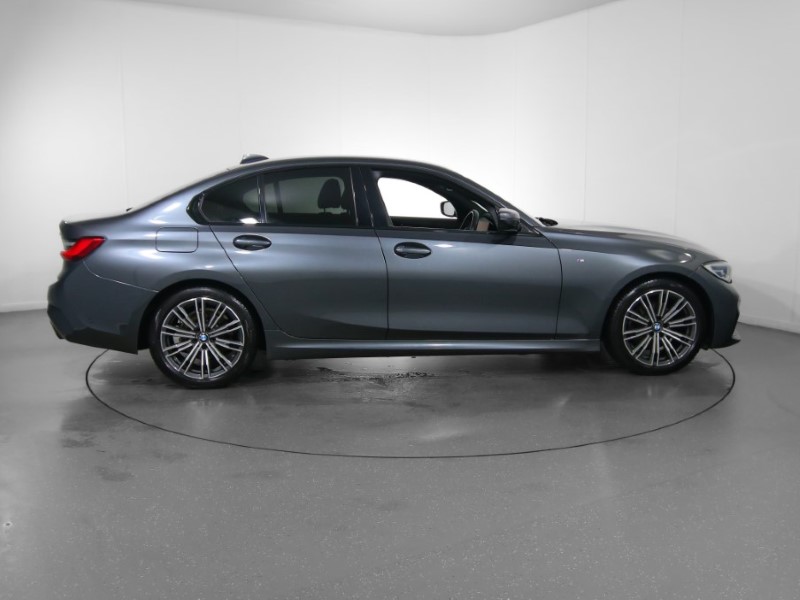 2021 (21) BMW 3 SERIES 320i M Sport 4dr Step Auto 3448535
