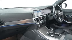 2021 (21) BMW 3 SERIES 320i M Sport 4dr Step Auto 3448501