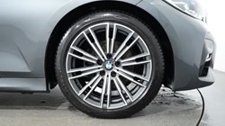 2021 (21) BMW 3 SERIES 320i M Sport 4dr Step Auto 3448490
