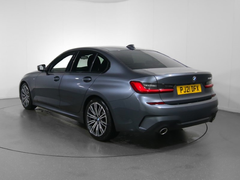 2021 (21) BMW 3 SERIES 320i M Sport 4dr Step Auto 3448532