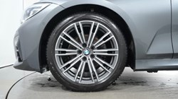 2021 (21) BMW 3 SERIES 320i M Sport 4dr Step Auto 3448500