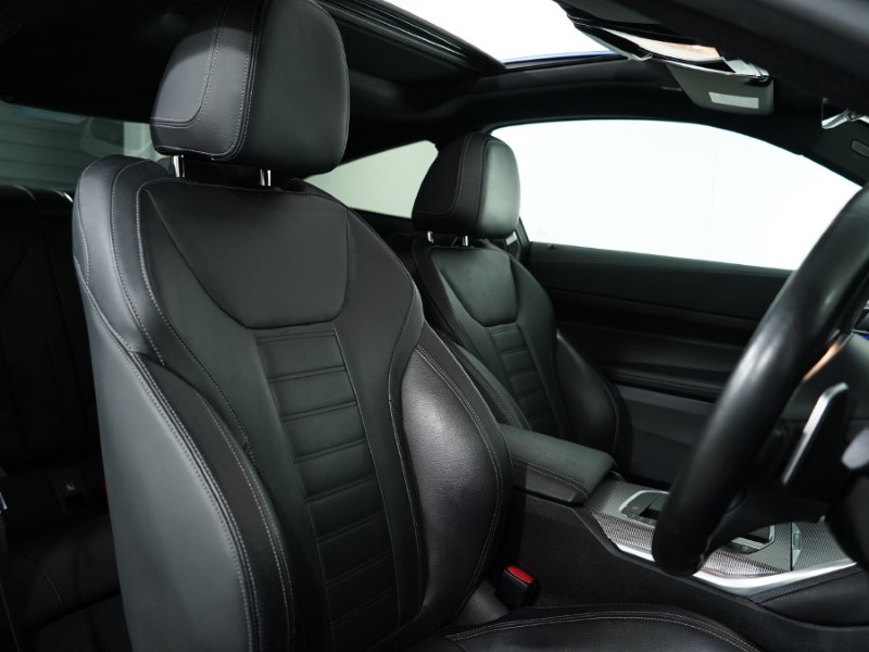 2021 (21) BMW 4 SERIES 420i M Sport 2dr Step Auto [Tech/Pro Pack] 3509484