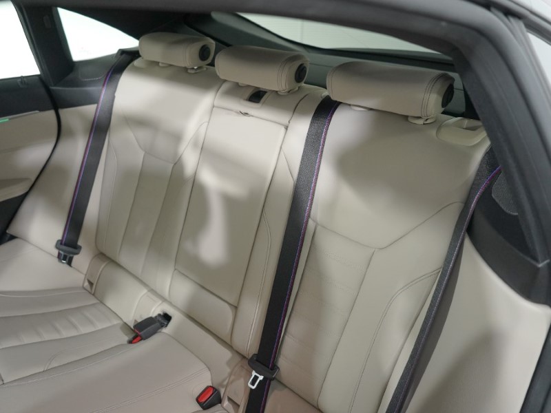 2022 (22) BMW 4 SERIES 430i M Sport Pro Edition 5dr Step Auto 3469553