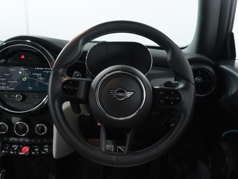 2021 (71) MINI HATCHBACK 2.0 Cooper S Exclusive 3dr [Comfort Plus/Nav Pack] 3473412