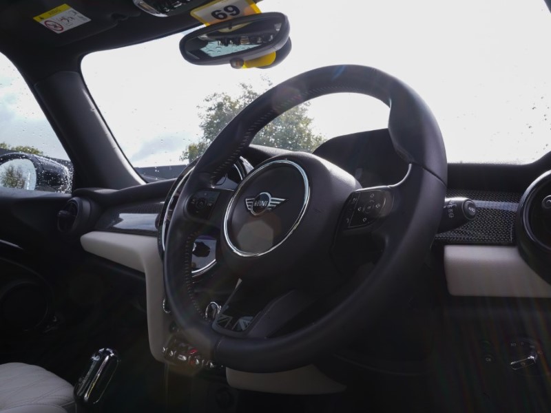 2021 (71) MINI HATCHBACK 2.0 Cooper S Exclusive 3dr [Comfort Plus/Nav Pack] 3491971