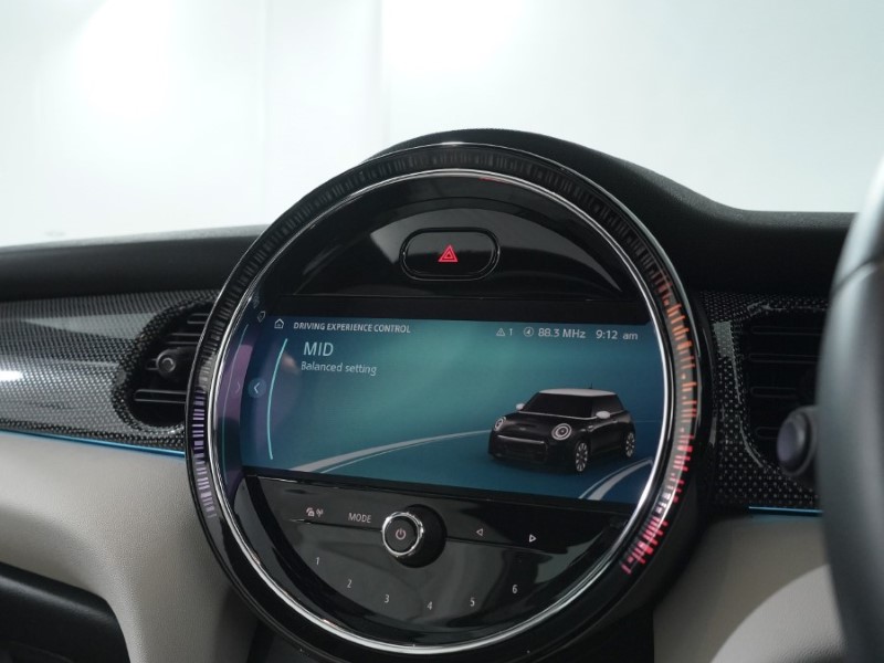 2021 (71) MINI HATCHBACK 2.0 Cooper S Exclusive 3dr [Comfort Plus/Nav Pack] 3473419