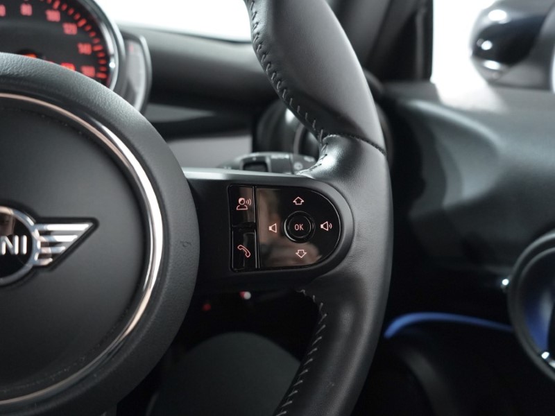 2021 (71) MINI HATCHBACK 1.5 Cooper Sport 3dr Auto 3478740