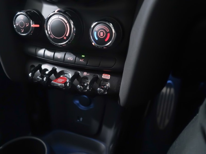 2021 (71) MINI HATCHBACK 1.5 Cooper Sport 3dr Auto 3478736