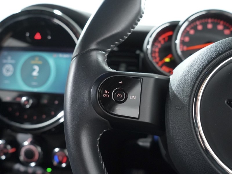 2021 (71) MINI HATCHBACK 1.5 Cooper Sport 3dr Auto 3478739