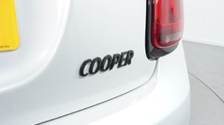2021 (71) MINI HATCHBACK 1.5 Cooper Sport 3dr Auto 3478713