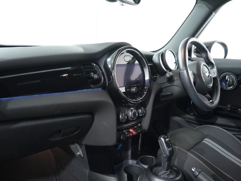 2021 (71) MINI HATCHBACK 1.5 Cooper Sport 3dr Auto 3478724