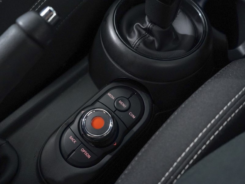 2021 (71) MINI HATCHBACK 1.5 Cooper Sport 3dr Auto 3478738